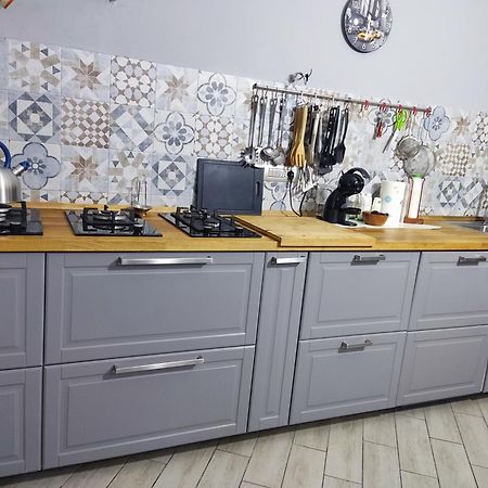 Casa Castellano Bed & Breakfast โนลา ภายนอก รูปภาพ