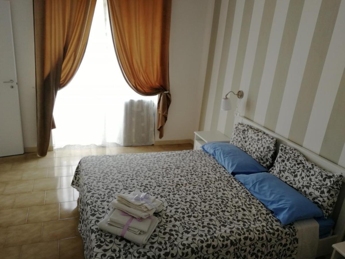 Casa Castellano Bed & Breakfast โนลา ภายนอก รูปภาพ
