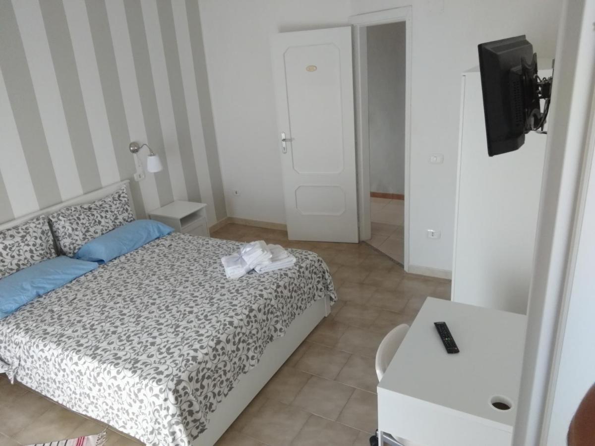 Casa Castellano Bed & Breakfast โนลา ภายนอก รูปภาพ
