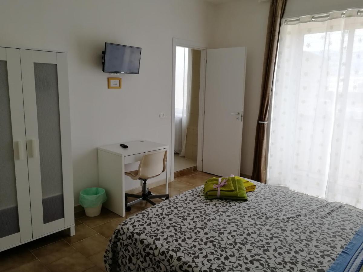 Casa Castellano Bed & Breakfast โนลา ภายนอก รูปภาพ